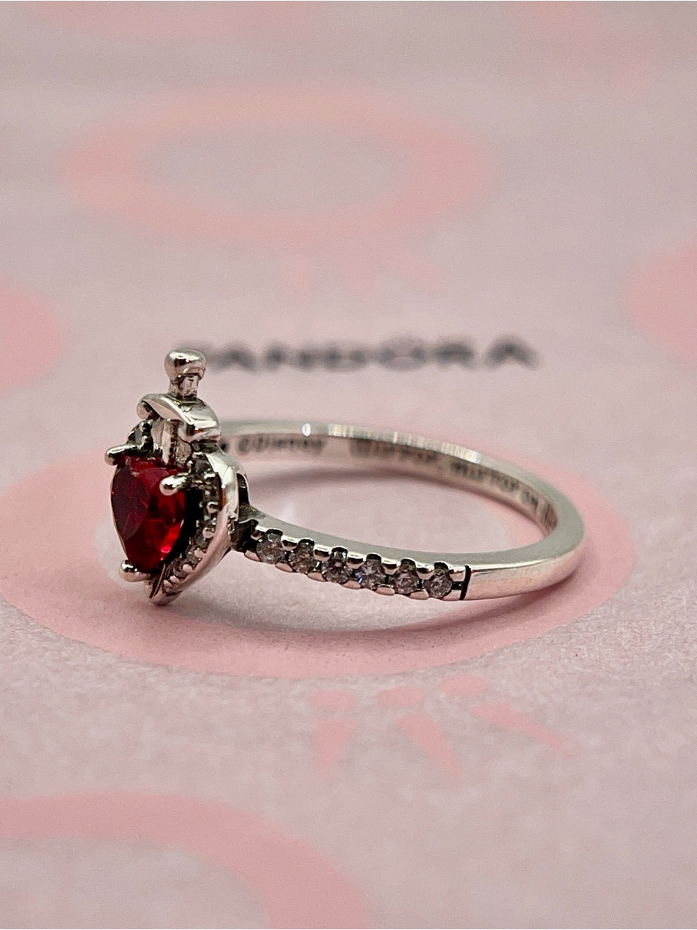 Pandora Disney Evil Queen Dagger Heart Ring S925 Silver Size 7 / 54 - Picture 4 of 12